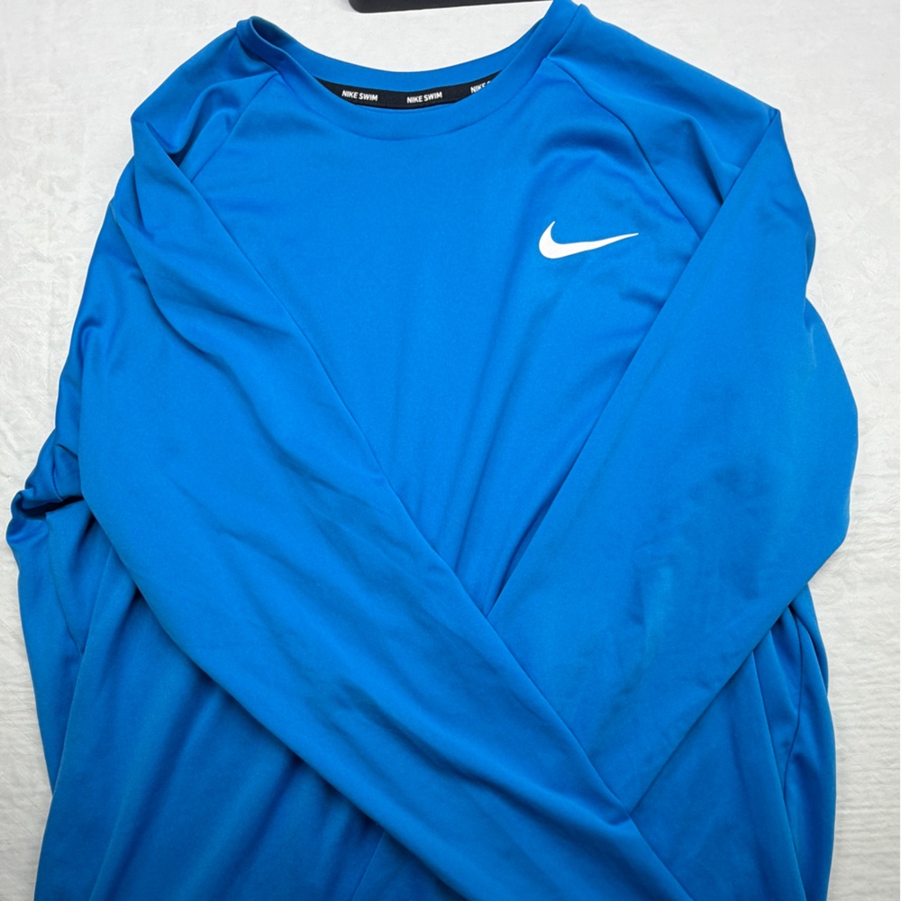 Nike Swim Dri-FIT Shirt in Bright Blue